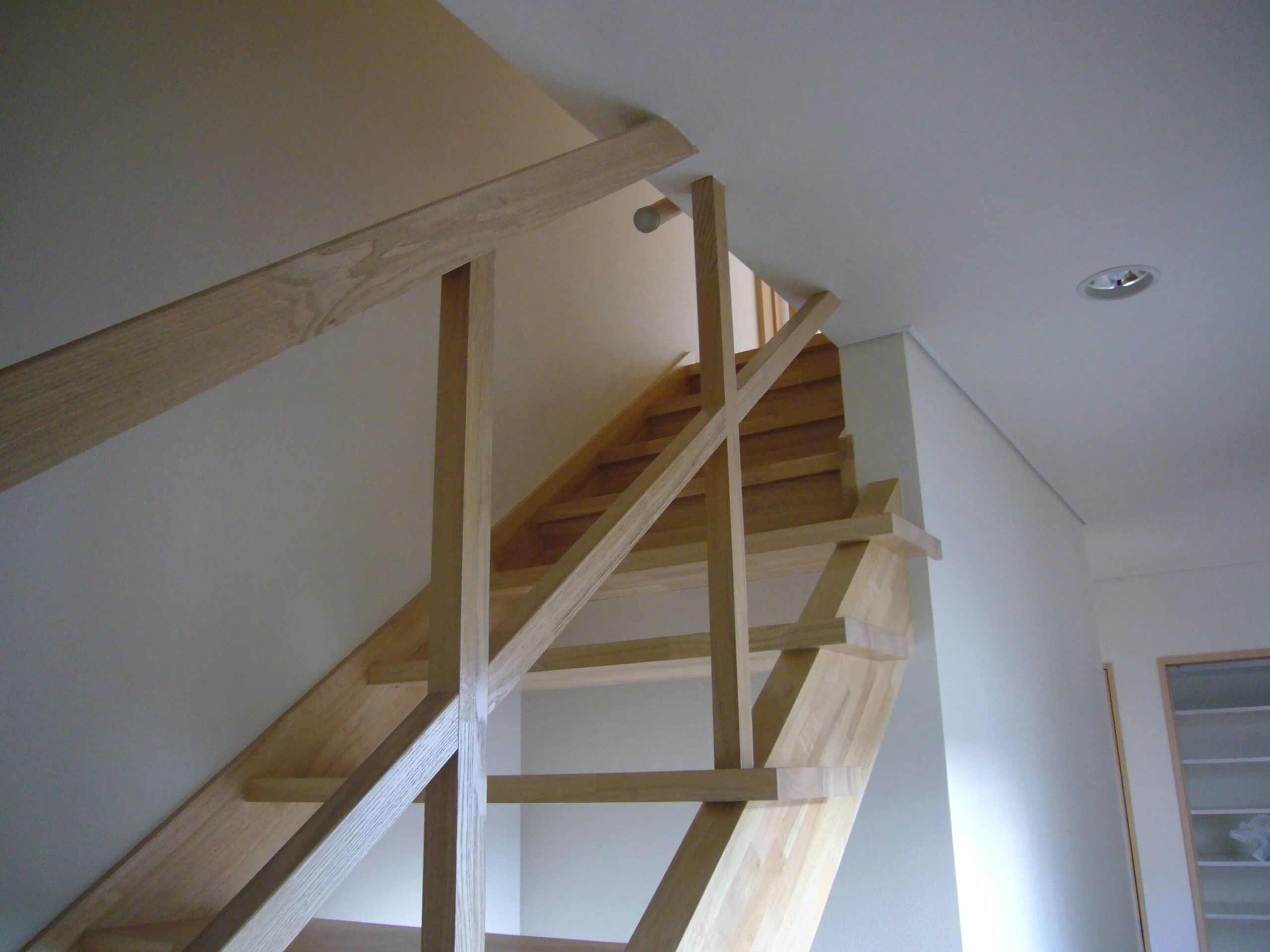 スケルトン階段のメリットとデメリット