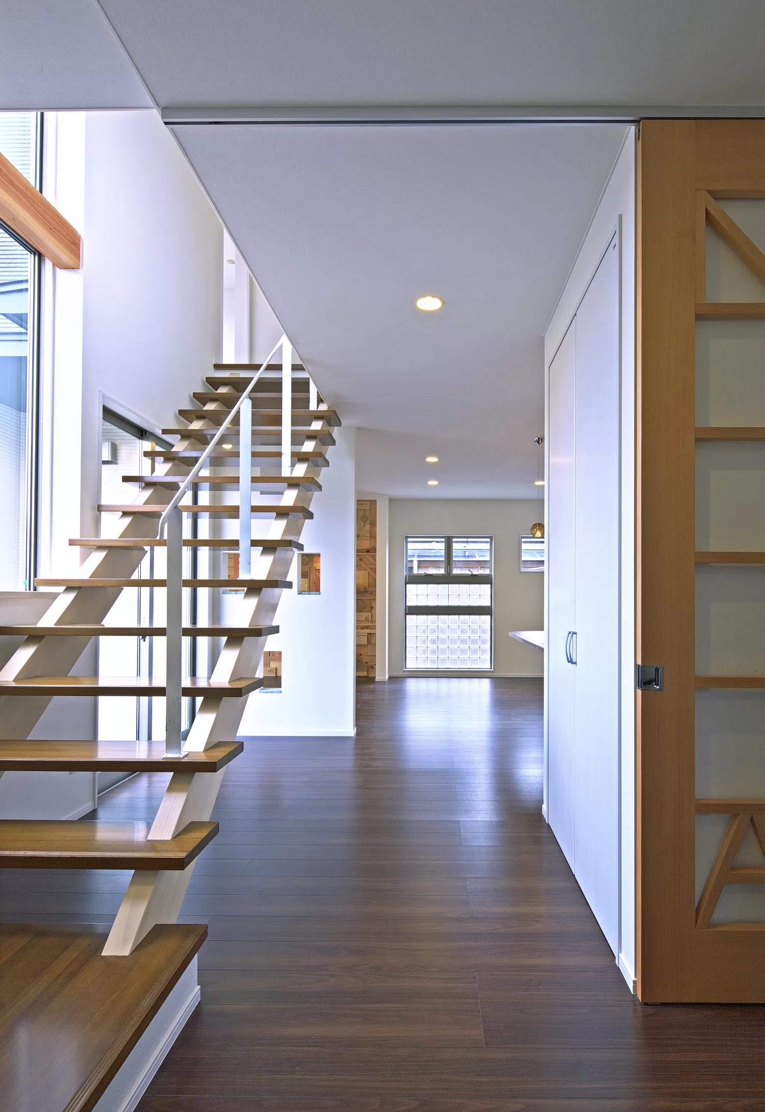 スケルトン階段とは？